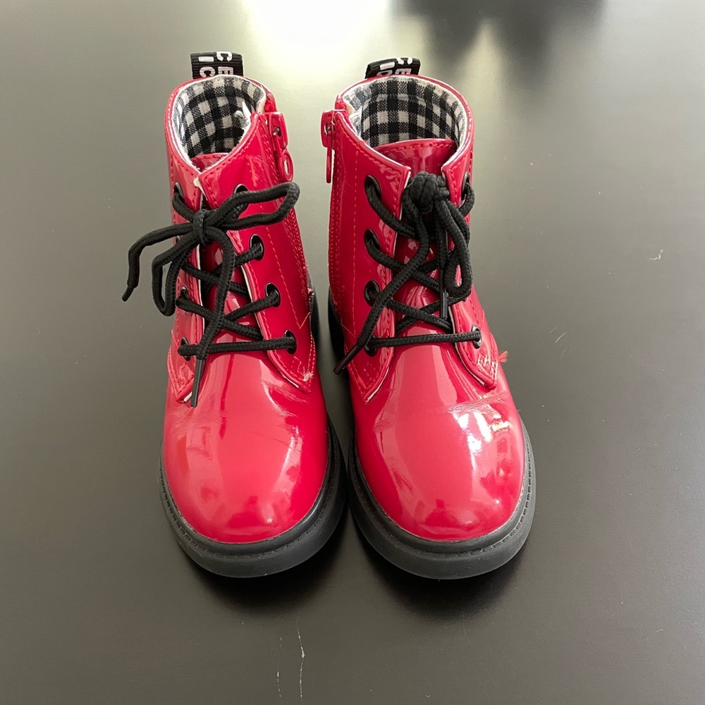 Red paten leather boots. Toddler size 8/ size 25